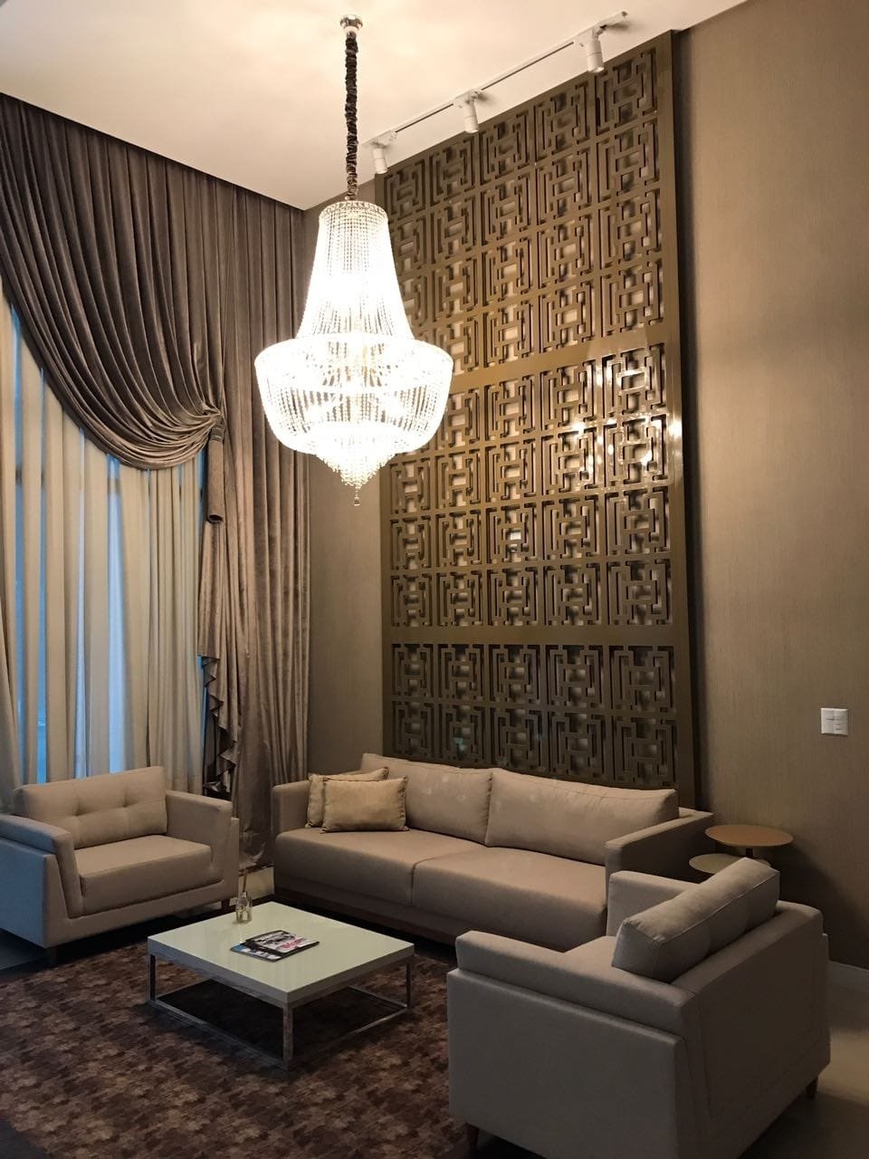 Blog - Hall de entrada: impressione na iluminação